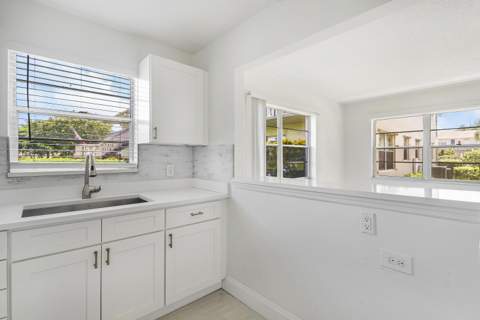 288 Northampton #O, West Palm Beach FL - photo 14 of 30