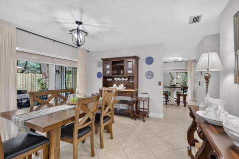 10531 NW 11th Court, Plantation FL - photo 12 of 54