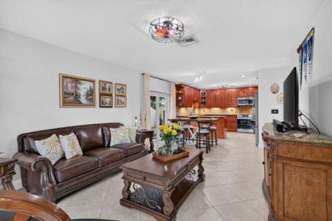 10531 NW 11th Court, Plantation FL - photo 24 of 54