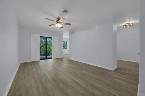 6631 SE Woodmill Pond Lane, Stuart FL - photo 7 of 37