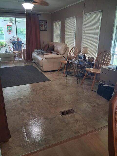 2 bedroom Manufactured Home at 8 Novedades, Spanish Lakes, Port St. Lucie — photo 3