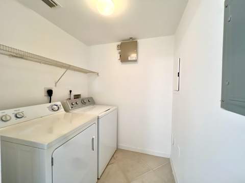 6400 Emerald Dunes Drive #104, West Palm Beach FL - photo 10 of 23
