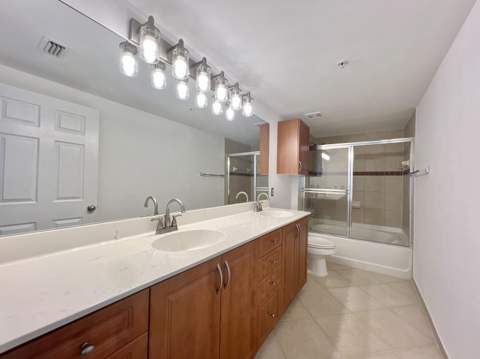 6400 Emerald Dunes Drive #104, West Palm Beach FL - photo 14 of 23