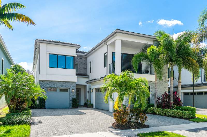 5 bedroom Single Family Residence at 9006 Dulcetto Court, Boca Bridges, Boca Raton — photo 2