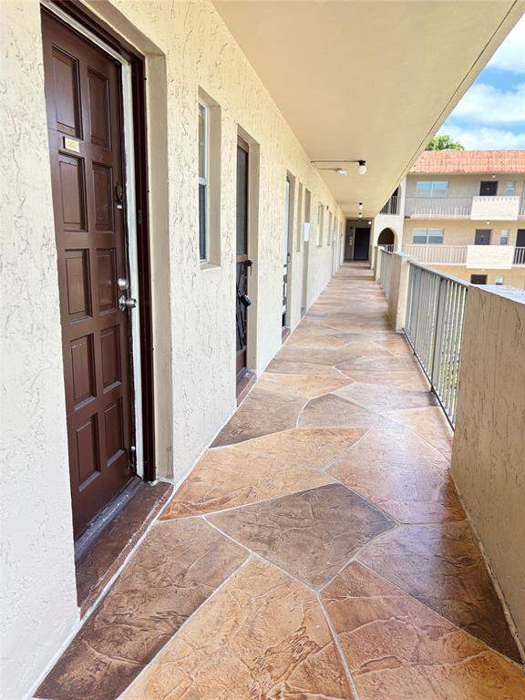 2 bedroom Condominium at 6300 S Falls Circle Drive #412, Falls of Inverrary, Lauderhill — photo 2