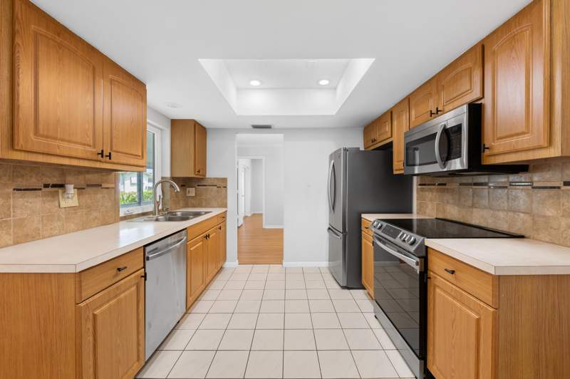 2 bedroom Single Family Residence at 6995 NW 10th Court, Paradise Gardens Sec 3, Margate — photo 4