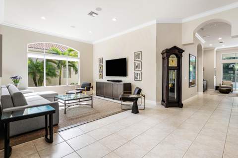 8138 Valhalla Drive, Delray Beach FL - photo 6 of 86