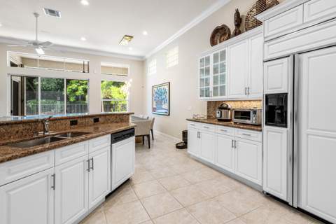 8138 Valhalla Drive, Delray Beach FL - photo 9 of 86