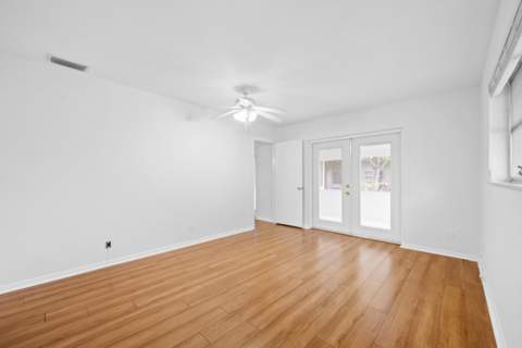 6995 NW 10th Court, Margate FL - photo 15 of 38