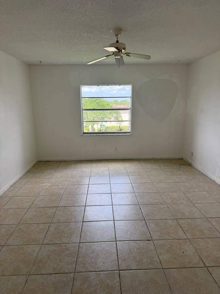 1 bedroom Condominium at 7521 NW 16th Street #4407, Village Square Condo, Plantation — photo 5