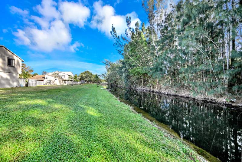 2 bedroom Condominium at 5704 NW 21st Street #32-C, Habitat II Condo, Lauderhill — photo 3