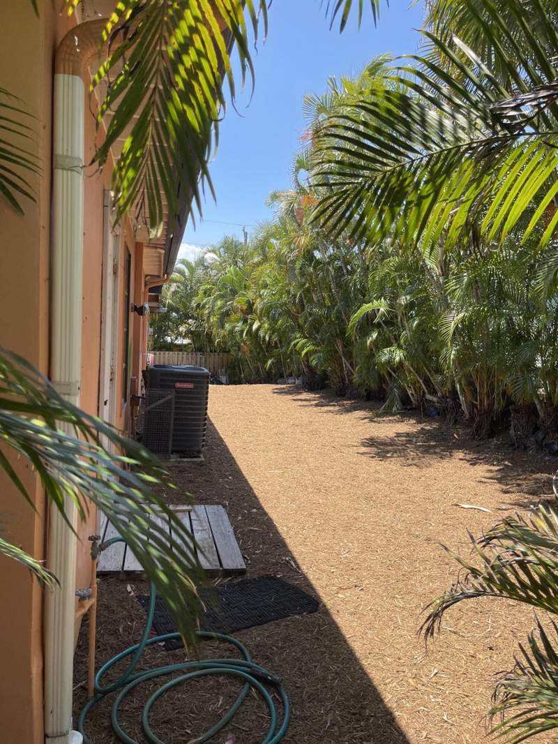 3 bedroom Single Family Residence at 445 NW 8th Street, Conference Ridge, Boca Raton — photo 2