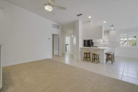 8863 SE Retreat Drive, Hobe Sound FL - photo 11 of 55
