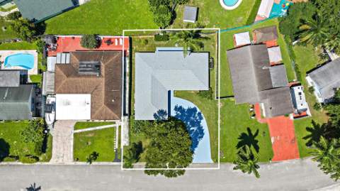 1633 Woods Bend Road, West Palm Beach FL - photo 24 of 27