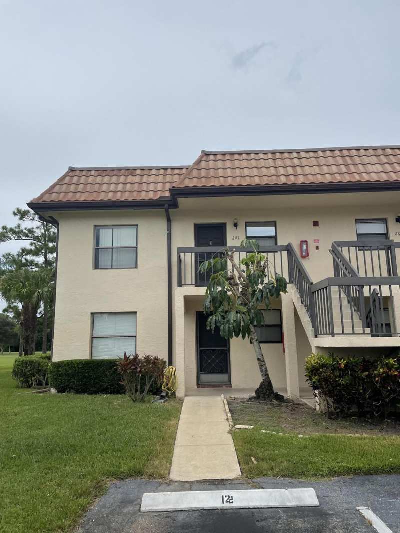 2 bedroom Condominium at 7101 Golf Colony Court #201, Lucerne Lakes Golf Colony, Lake Worth — photo 1