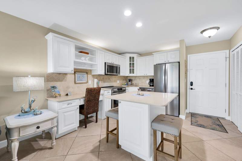 1 bedroom Condominium at 2400 S Ocean Drive #V421, Ocean Villas I Condominium, Fort Pierce — photo 5