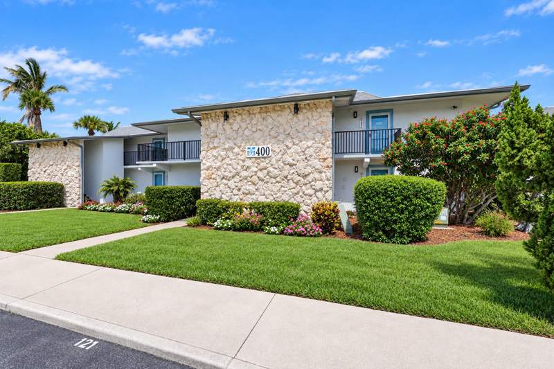 1 bedroom Condominium at 2400 S Ocean Drive #V421, Ocean Villas I Condominium, Fort Pierce — photo 2