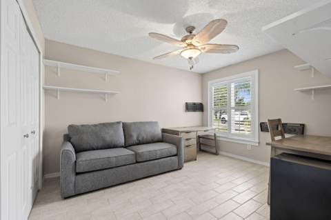 550 Paurotis Lane, Fort Pierce FL - photo 18 of 53