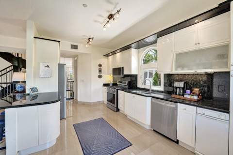 1780 Bay Drive, Pompano Beach FL - photo 17 of 86