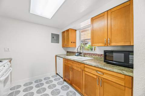 522 Heron Drive, Delray Beach FL - photo 6 of 29