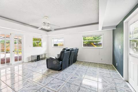 522 Heron Drive, Delray Beach FL - photo 8 of 29