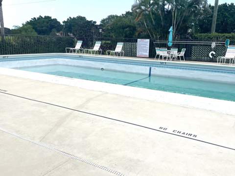 7101 Golf Colony Court #201, Lake Worth FL - photo 14 of 19