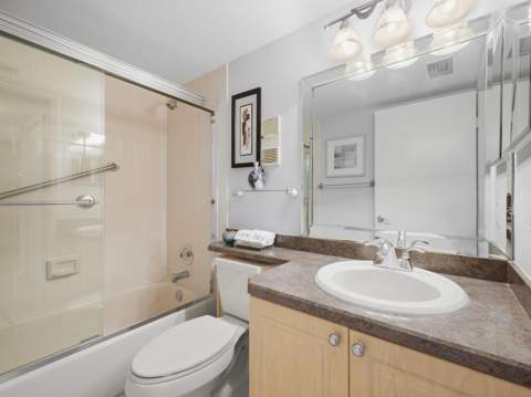 7145 Huntington Lane #205, Delray Beach FL - photo 18 of 43