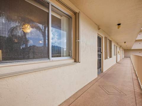 7145 Huntington Lane #205, Delray Beach FL - photo 23 of 43