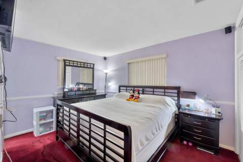 7081 Taylor Street, Hollywood FL - photo 19 of 22