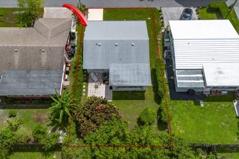 7307 NW 62nd Street, Tamarac FL - photo 13 of 47