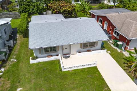 7307 NW 62nd Street, Tamarac FL - photo 12 of 47