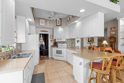 8397 Rosalie Lane, Wellington FL - photo 10 of 59