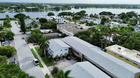 111 Cleveland Street, Lake Worth Beach FL - photo 19 of 21