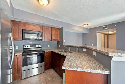 4041 San Marino Boulevard #105, West Palm Beach FL - photo 6 of 38