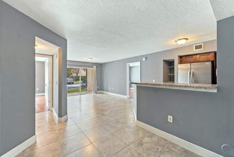 4041 San Marino Boulevard #105, West Palm Beach FL - photo 9 of 38