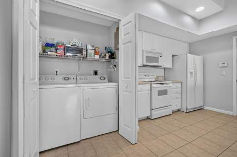 7701 Cardinal Court, West Palm Beach FL - photo 20 of 65