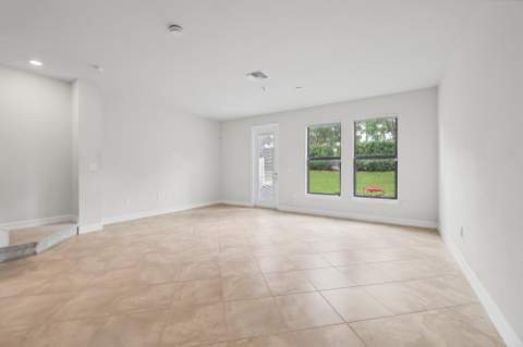 4488 Appleton Circle, Oakland Park FL - photo 16 of 82
