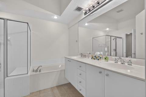 7701 Cardinal Court, West Palm Beach FL - photo 24 of 65
