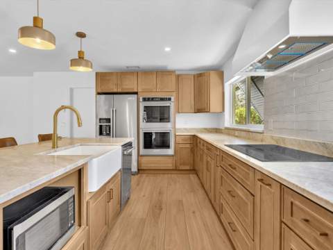 3264 Lakeview Drive, Delray Beach FL - photo 13 of 79