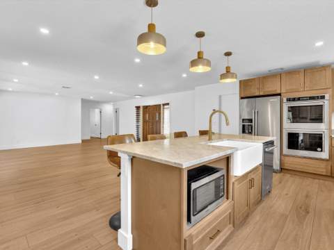 3264 Lakeview Drive, Delray Beach FL - photo 14 of 79