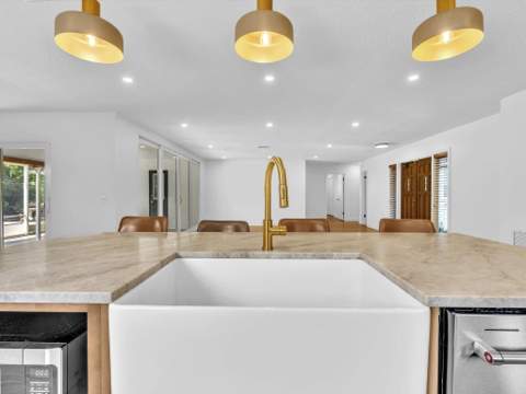 3264 Lakeview Drive, Delray Beach FL - photo 15 of 79