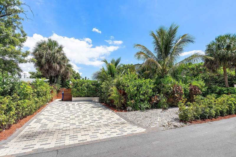 3 bedroom Single Family Residence at 2041 NE 30th Street, Coral Shores, Fort Lauderdale — photo 2