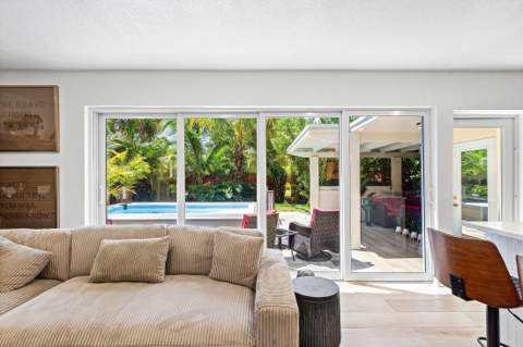 2041 NE 30th Street, Fort Lauderdale FL - photo 12 of 43