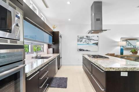 705 Briny Avenue, Pompano Beach FL - photo 13 of 97