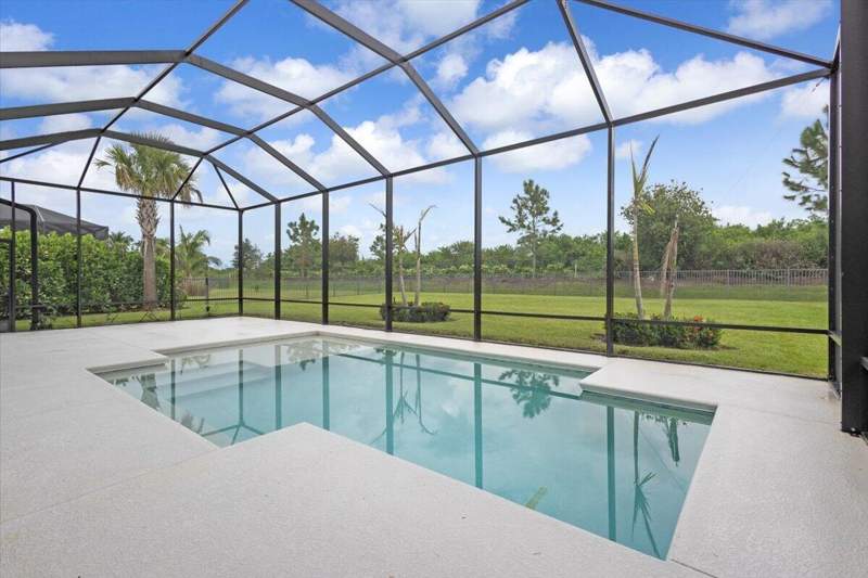 5 bedroom Single Family Residence at 9323 SW Pinnacle Place, Belterra, Port St. Lucie — photo 3