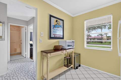 125 Lake Anne Drive #125, West Palm Beach FL - photo 10 of 37
