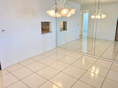 4090 Tivoli Court #301, Lake Worth FL - photo 6 of 36