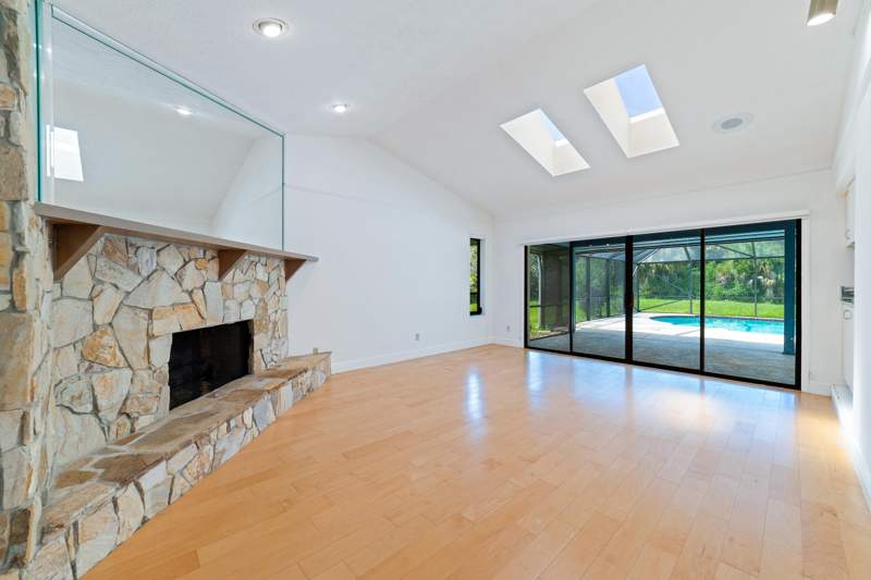 4 bedroom Single Family Residence at 2122 SW Racquet Club Drive, Crane Creek Racquet Club, Palm City — photo 5