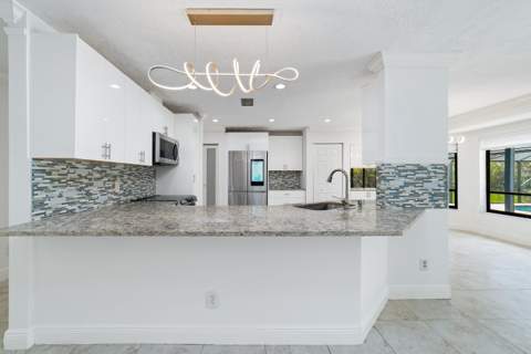 2122 SW Racquet Club Drive, Palm City FL - photo 10 of 41