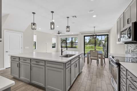 8245 Cadre Noir Road, Lake Worth FL - photo 12 of 70